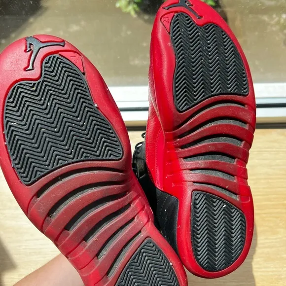 Nike Jordan 12 Retro Flu Game (2016)