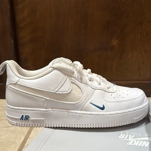 Nike Kids Air Force 1 GS White Shoes