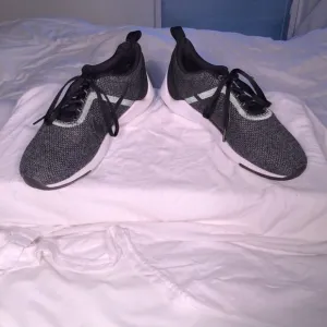 Nike Lunarestoa 2 Essential Knit
