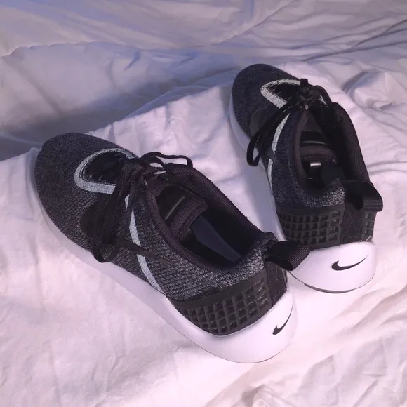 Nike Lunarestoa 2 Essential Knit