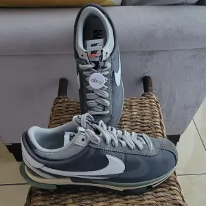 Nike Men's Gray Sneakers/ Sacai Size US 12.