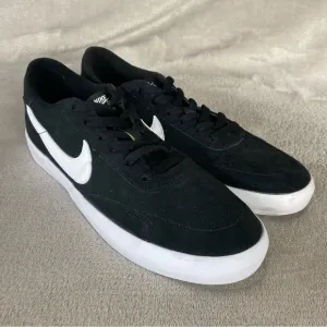 Nike SB Heritage Vulc Men's Sneakers Size 10 Black White Suede Skate Shoes NEW