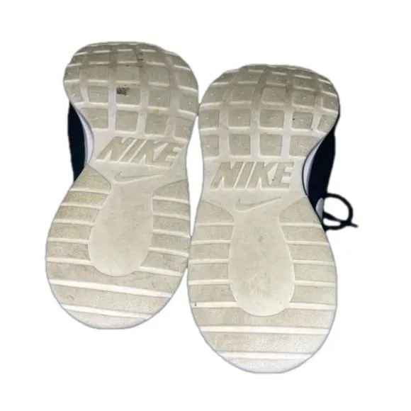 NIKE Tanjun Men's Athletic Shoe Worn1 (unbelievable great condition)Athlete Shoe