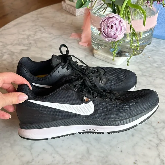 nike zoom pegasus 34 black Running Shoes size 10