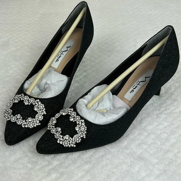 Nina Neya Textured Metallic Jeweled Mid Heel Classic Dress Pump NEW 5.5