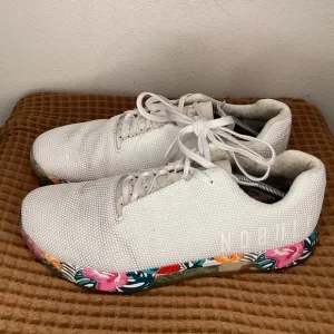 NoBull Mens Size 13.5 Trainer Shoes White Floral Sole Lace Up Training Sneakers‎