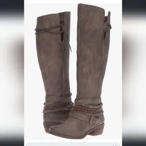 Not Rated Odessa Chelsea Boot Taupe Size 7.5