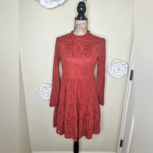 NTM: Molly Bracken Terracotta Rust Lace Tiered Dress with Sheer Sleeves Size M
