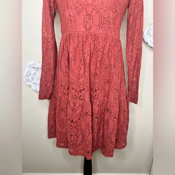 NTM: Molly Bracken Terracotta Rust Lace Tiered Dress with Sheer Sleeves Size M