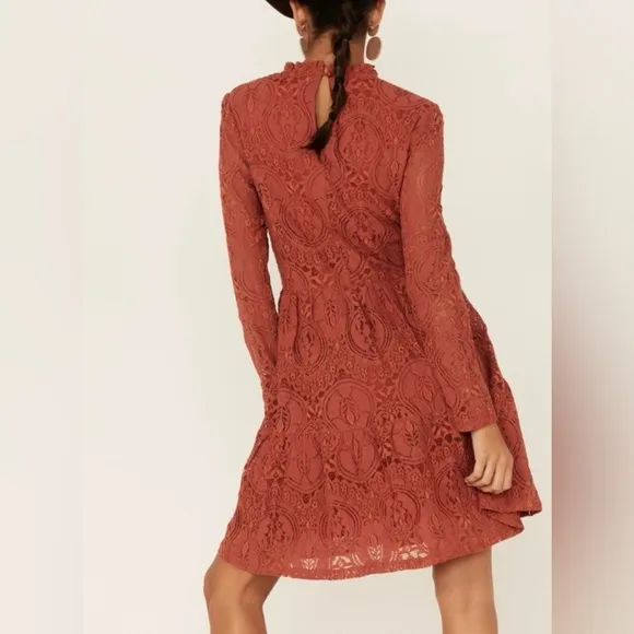 NTM: Molly Bracken Terracotta Rust Lace Tiered Dress with Sheer Sleeves Size M