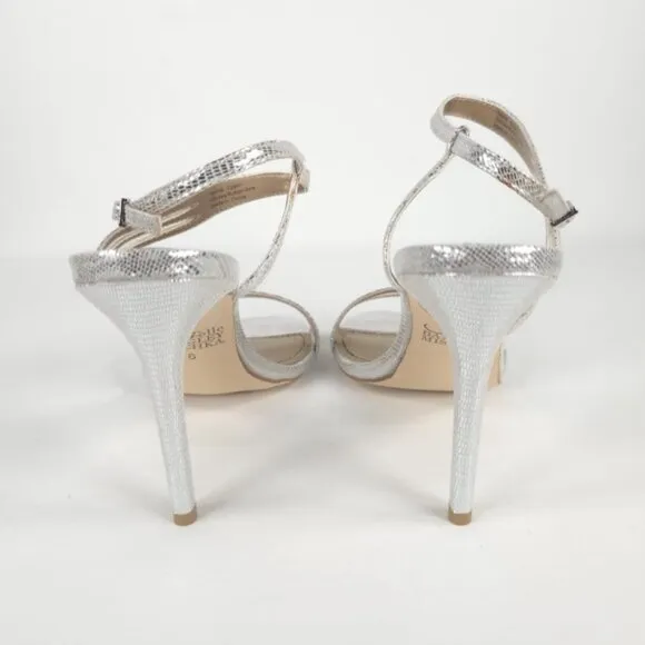 NWB BELLE BADGLEY MISCHKA NOVA SILMET Heel Sandals Stunning Silver NB1140 Sz 6
