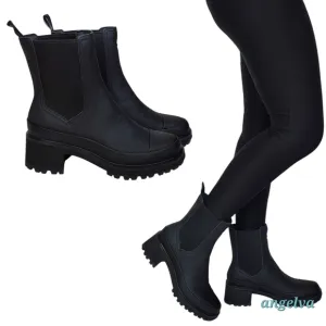 NWB Timberland Kori Park 2.0 Chelsea boots black leather pull on block heel