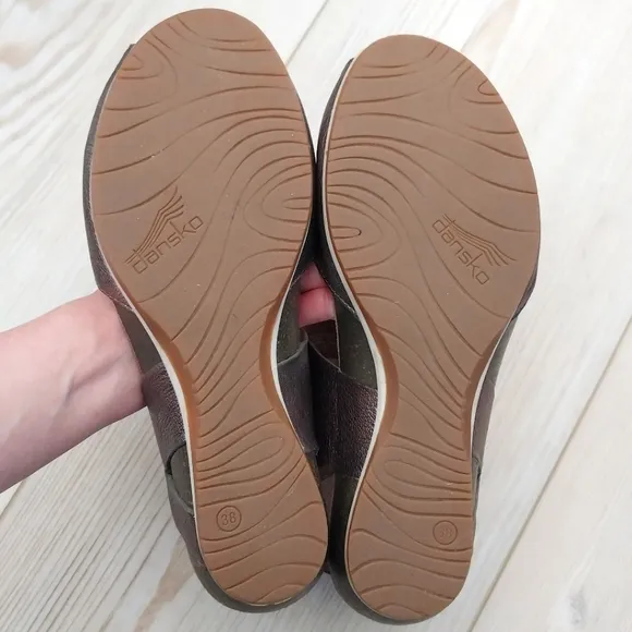 NWOB Danako Vera Sandals