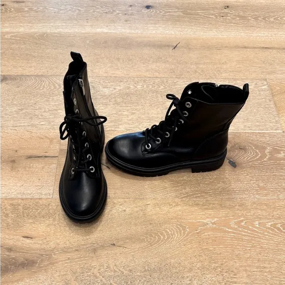 NWOB Nine West Wiley Black Combat Moto Black Boots, Size 7.5
