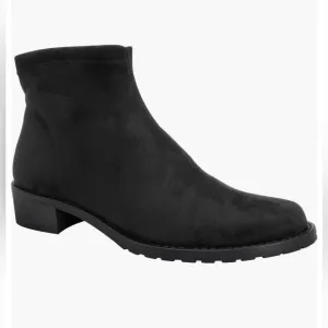 NWOB RON WHITE Giorgi Ankle Boot, Size 9.5 US / 40 EUR