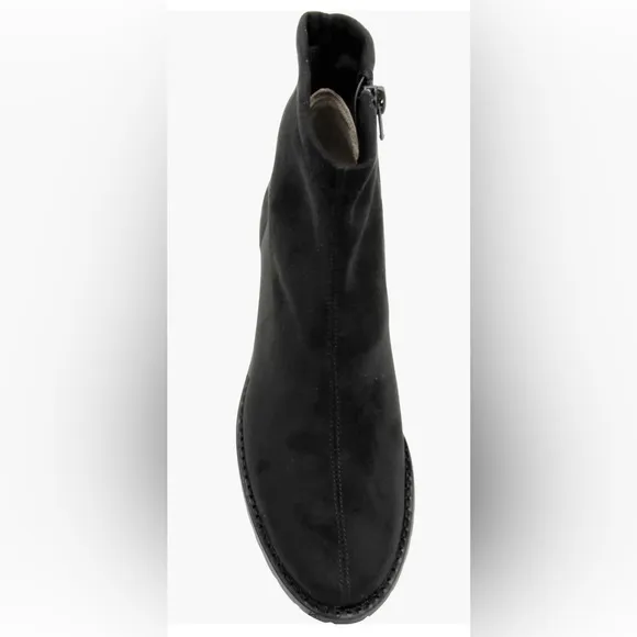 NWOB RON WHITE Giorgi Ankle Boot, Size 9.5 US / 40 EUR