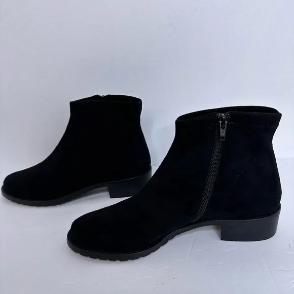 NWOB RON WHITE Giorgi Ankle Boot, Size 9.5 US / 40 EUR