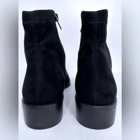 NWOB RON WHITE Giorgi Ankle Boot, Size 9.5 US / 40 EUR
