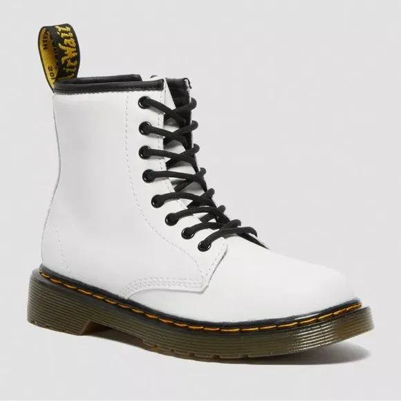 NWOT [Dr. Martens] 1460 Junior White Leather Lace-Up Classic Boots Youth Size 3