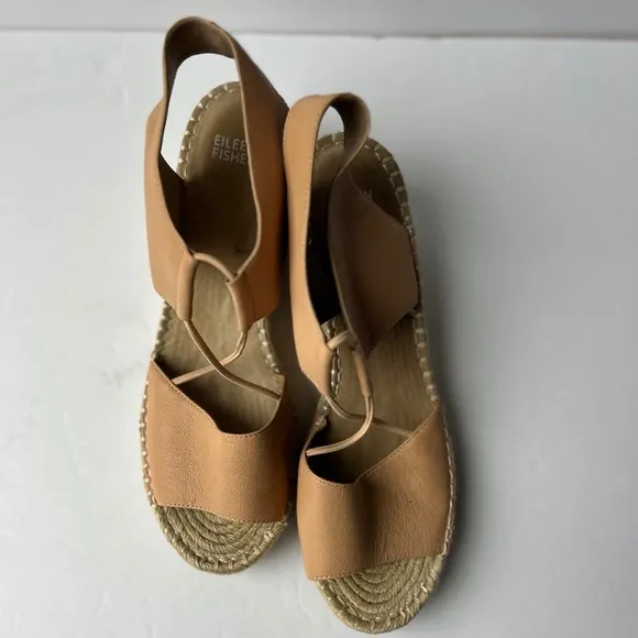 NWOT Eileen Fisher Tan Brown Leather Strappy Wedge Platform Heel Sandals sz: 11