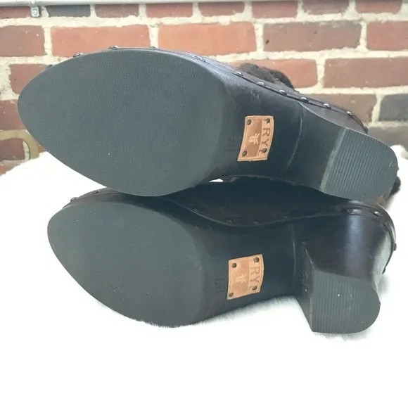NWOT FRYE Ella shearling leather fold over boots