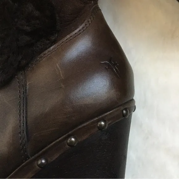 NWOT FRYE Ella shearling leather fold over boots