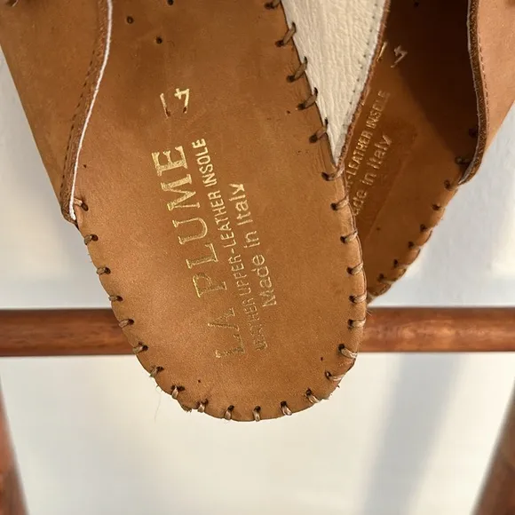 NWOT leather buckle sandals