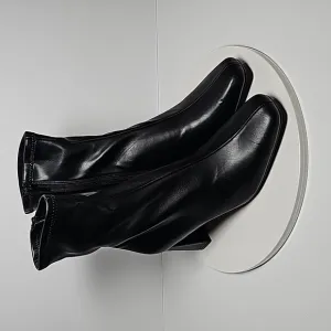 NWOT Steve Madden Harli Bootie Ankle Boots Block Heel Square Toe Faux Black 8