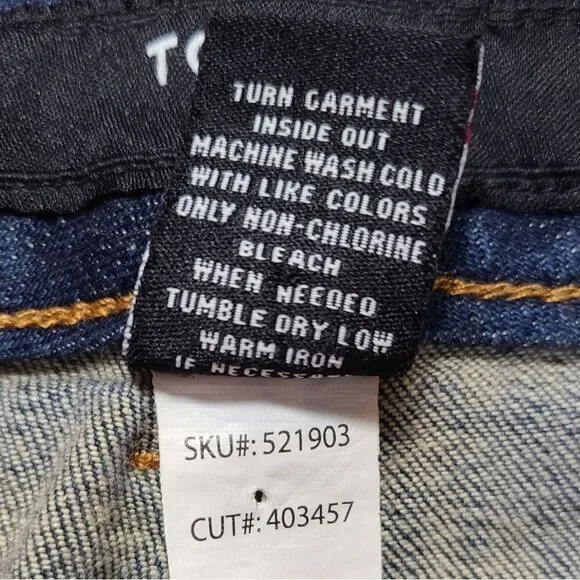 NWOT TORRID Size 26 High-Rise Lightly Distressed Raw Hem Skinny Ankle Jeans Blue