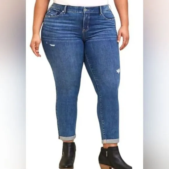 NWOT TORRID Size 26 High-Rise Lightly Distressed Raw Hem Skinny Ankle Jeans Blue