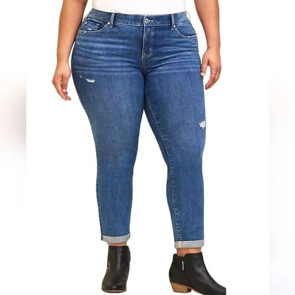 NWOT TORRID Size 26 High-Rise Lightly Distressed Raw Hem Skinny Ankle Jeans Blue