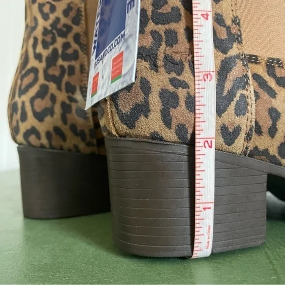 NWT Bos &amp; Co. RECAP Waterproof Faux Leopard Leather Chelsea Boots *Portugal*