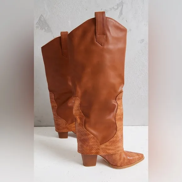 NWT Brown Tan Fold Over Snake Print Knee-High Western Cowgirl Heeled Boots Sz 7