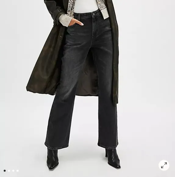 NWT Daydreamer X Lee High Rise Crop Boot in Refined Washed Black