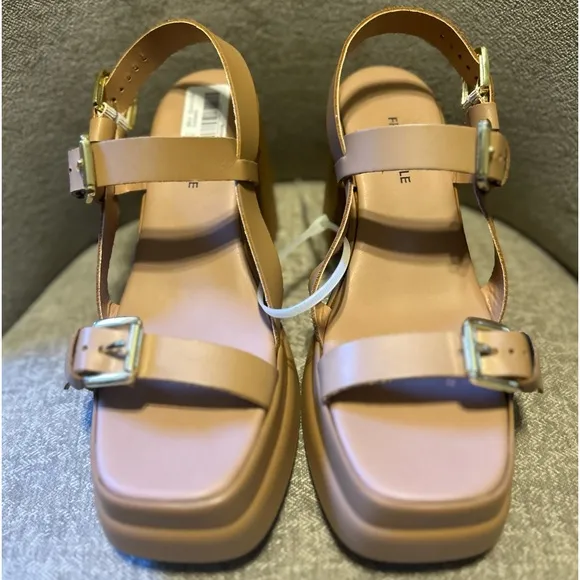 NWT Free People Pamela Double Strap Vachette Sandal- Size 8.5 - Beige/Nude Color