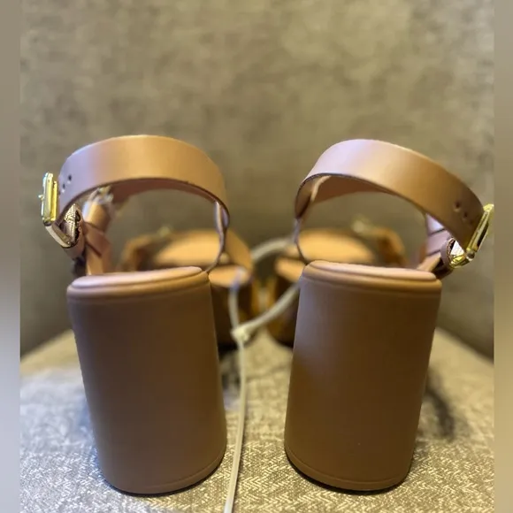 NWT Free People Pamela Double Strap Vachette Sandal- Size 8.5 - Beige/Nude Color