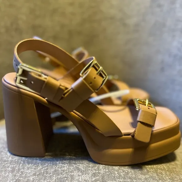 NWT Free People Pamela Double Strap Vachette Sandal- Size 8.5 - Beige/Nude Color