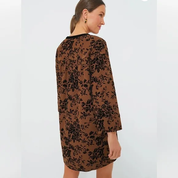NWT ⭐️ HYACINTH HOUSE Brown &amp; Black Burnout Floral Elma Mini Dress
