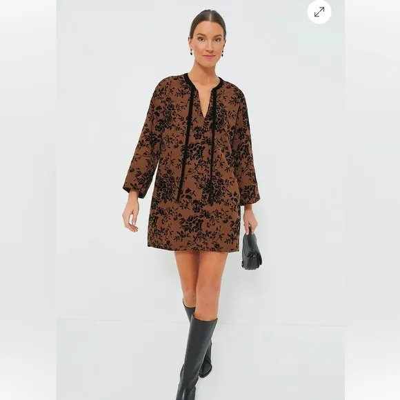 NWT ⭐️ HYACINTH HOUSE Brown &amp; Black Burnout Floral Elma Mini Dress