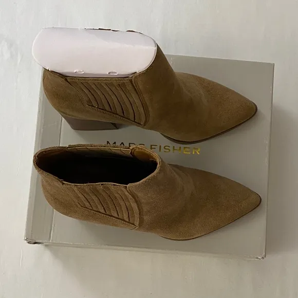 NWT MARC FISHER ELLARD WOMENS LEATHER HEELS ANKLE BOOTS - SIZE 7M