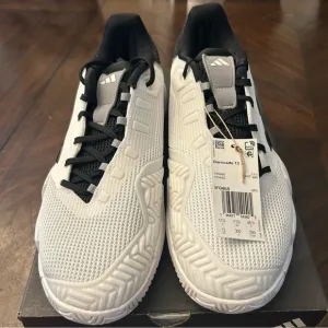 NWT Mens Adidas Barricade 13 M White and Black Tennis Shoes size (12)