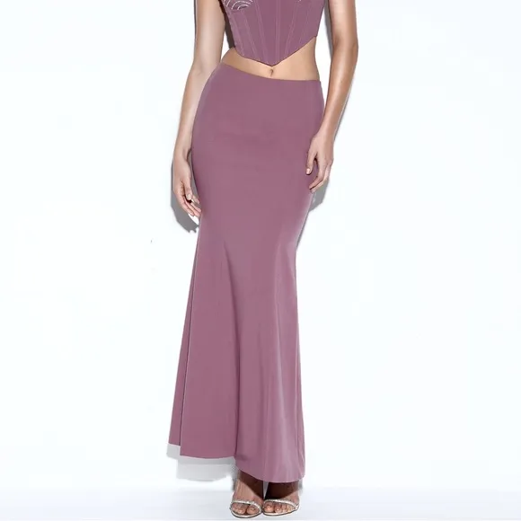 NWT Miss Circle Delice Mauve pale purple Flare mermaid style Maxi Skirt