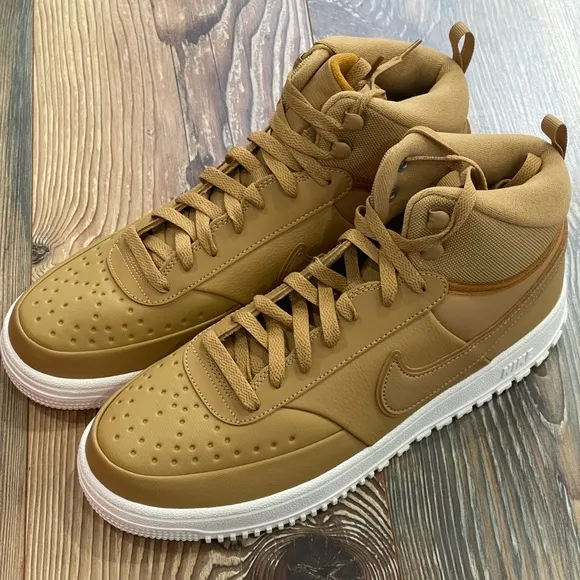 NWT Nike 9.5 Court Vision Men's Tan High-Top Sneakers
