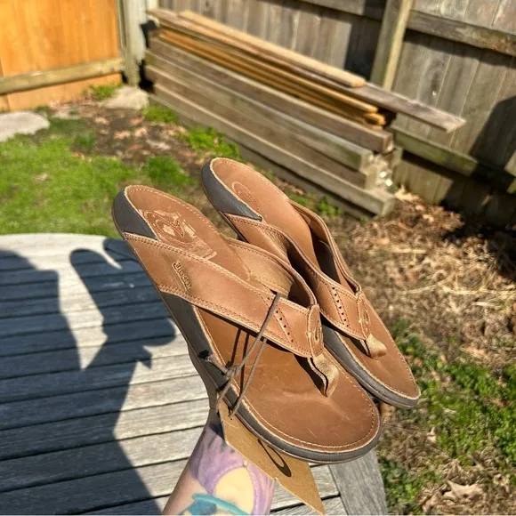 NWT‎ Olukai Tuahine Men’s Waterproof Leather Sandals size 8