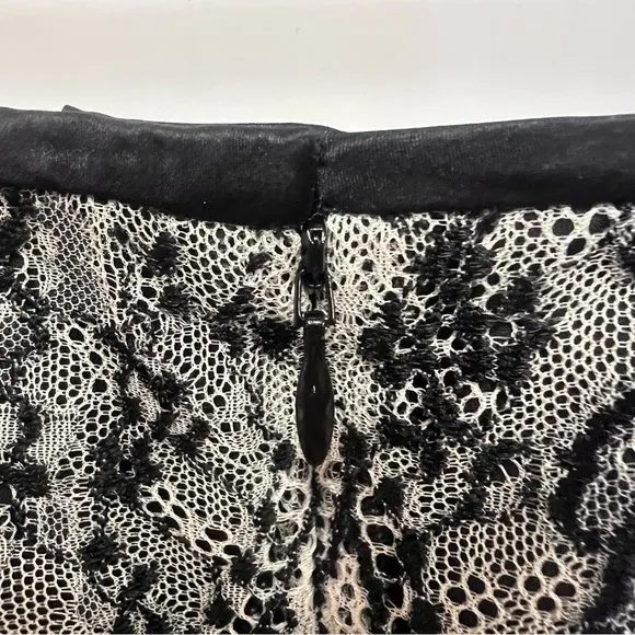 NWT Peruvian Connection Black/Pearl Lace Pencil Skirt w/Full Lining Size 10