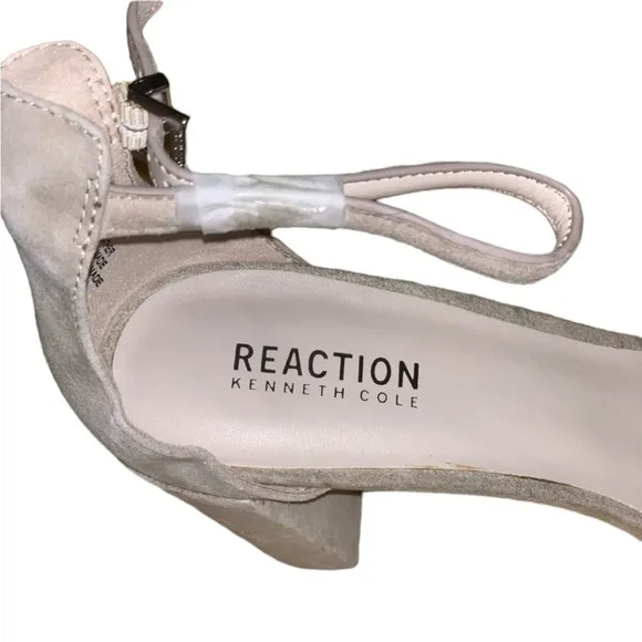 NWT Reaction by Kenneth Cole Heels Lolita Nude Sandals size 8.5