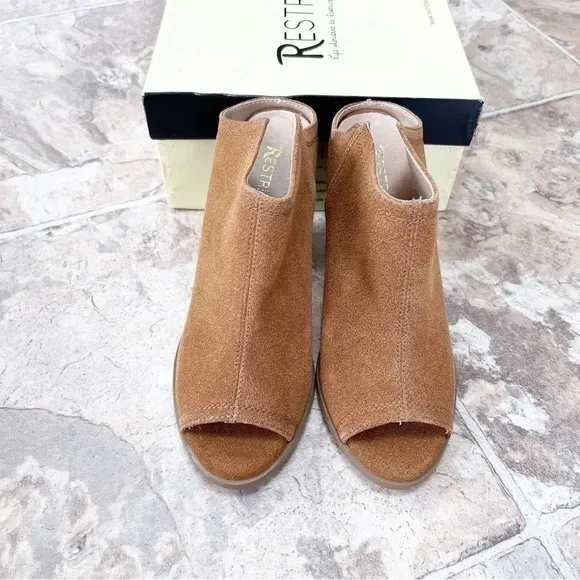 NWT RESTRICTED West Bay Whiskey Color Open Toe Booties Boots Block Heel Size 7.5