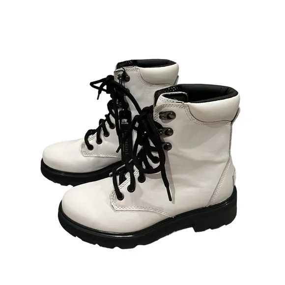 NWT, SOREL Lennox Lace Up Waterproof Boots