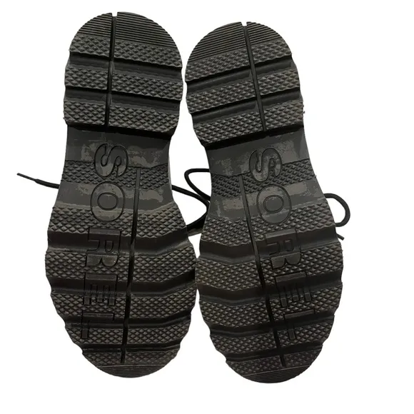NWT, SOREL Lennox Lace Up Waterproof Boots