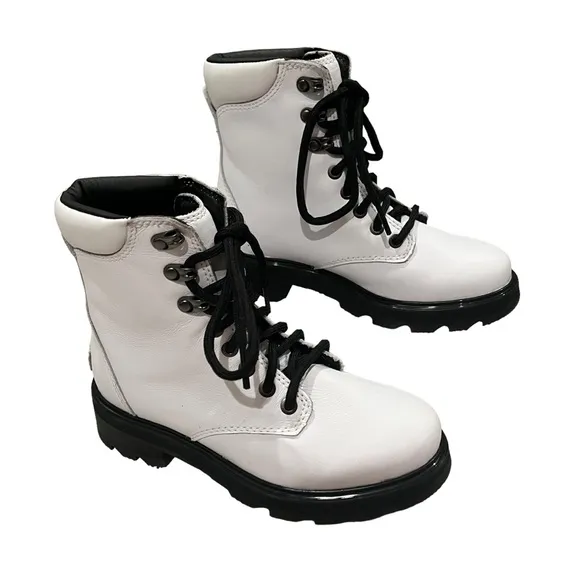 NWT, SOREL Lennox Lace Up Waterproof Boots